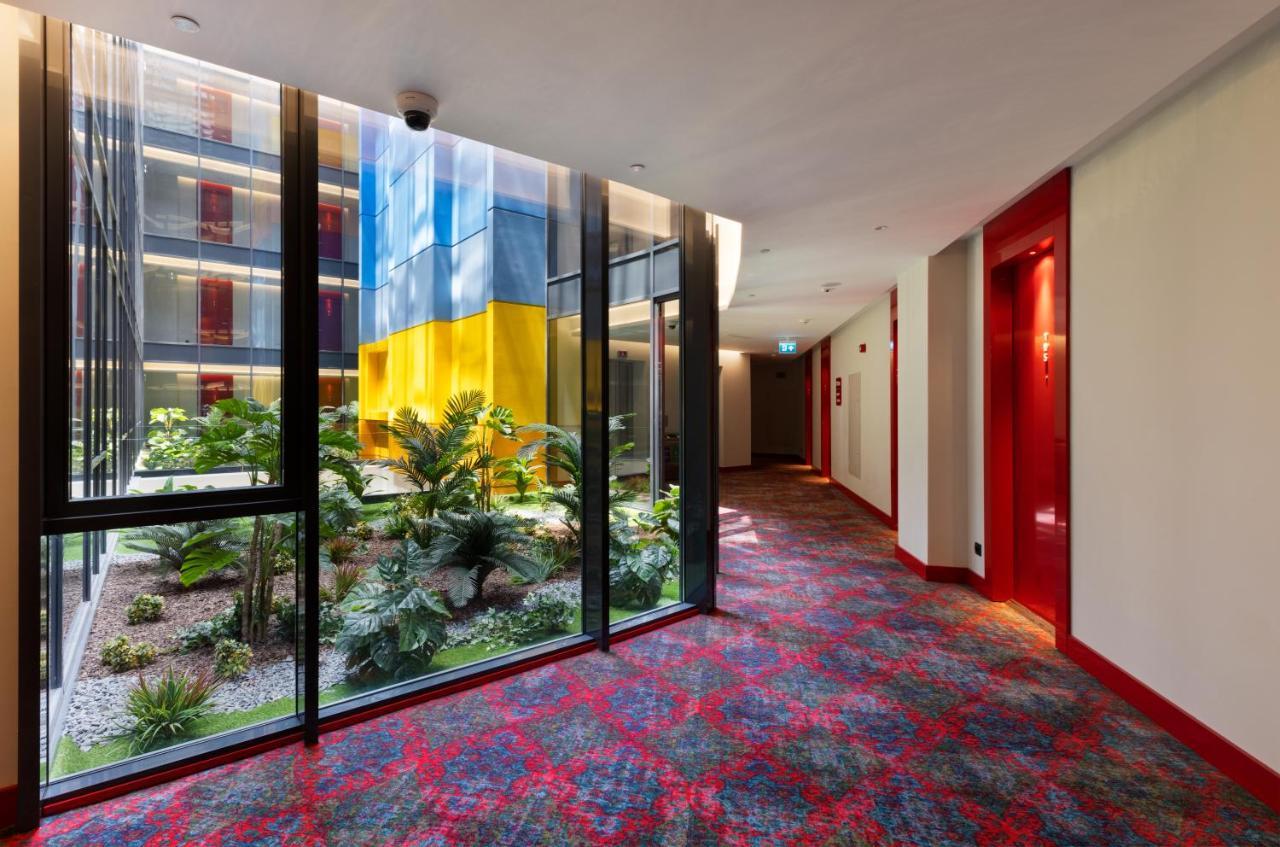 Ibis Styles Istanbul Merter Exteriér fotografie Interior of the hotel