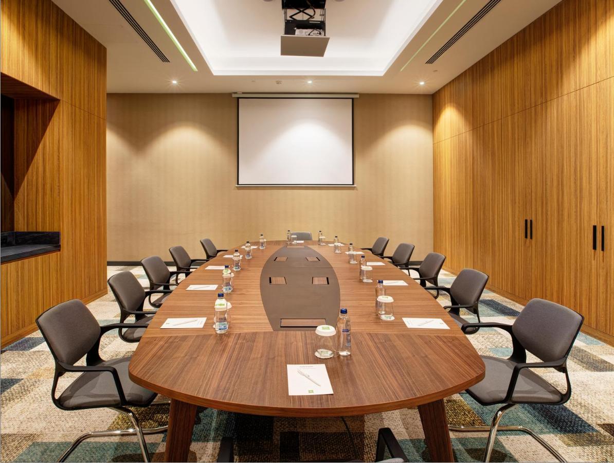Ibis Styles Istanbul Merter Exteriér fotografie Meeting room