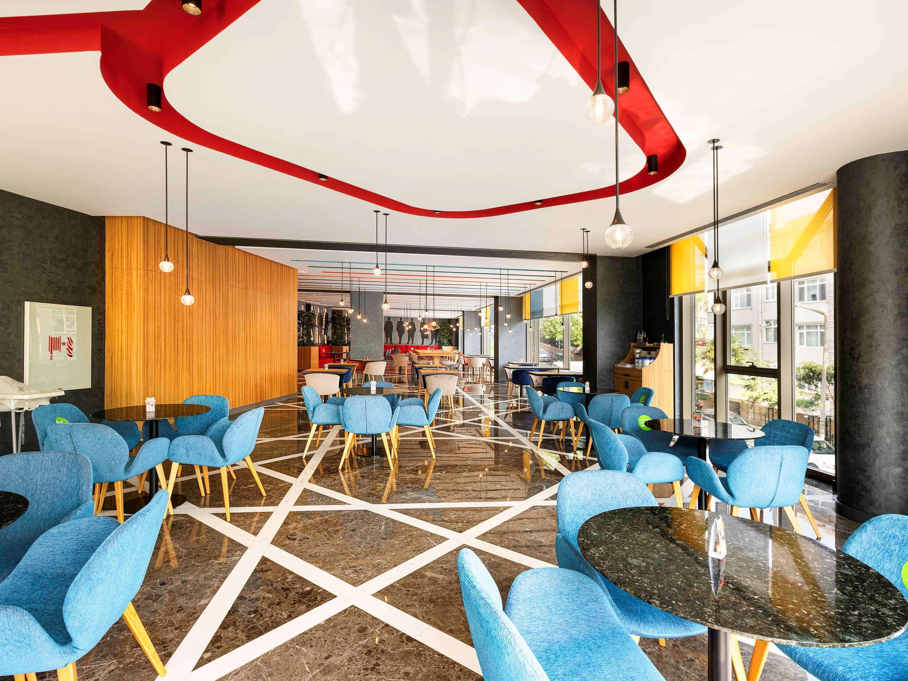 Ibis Styles Istanbul Merter Exteriér fotografie The interior of the restaurant