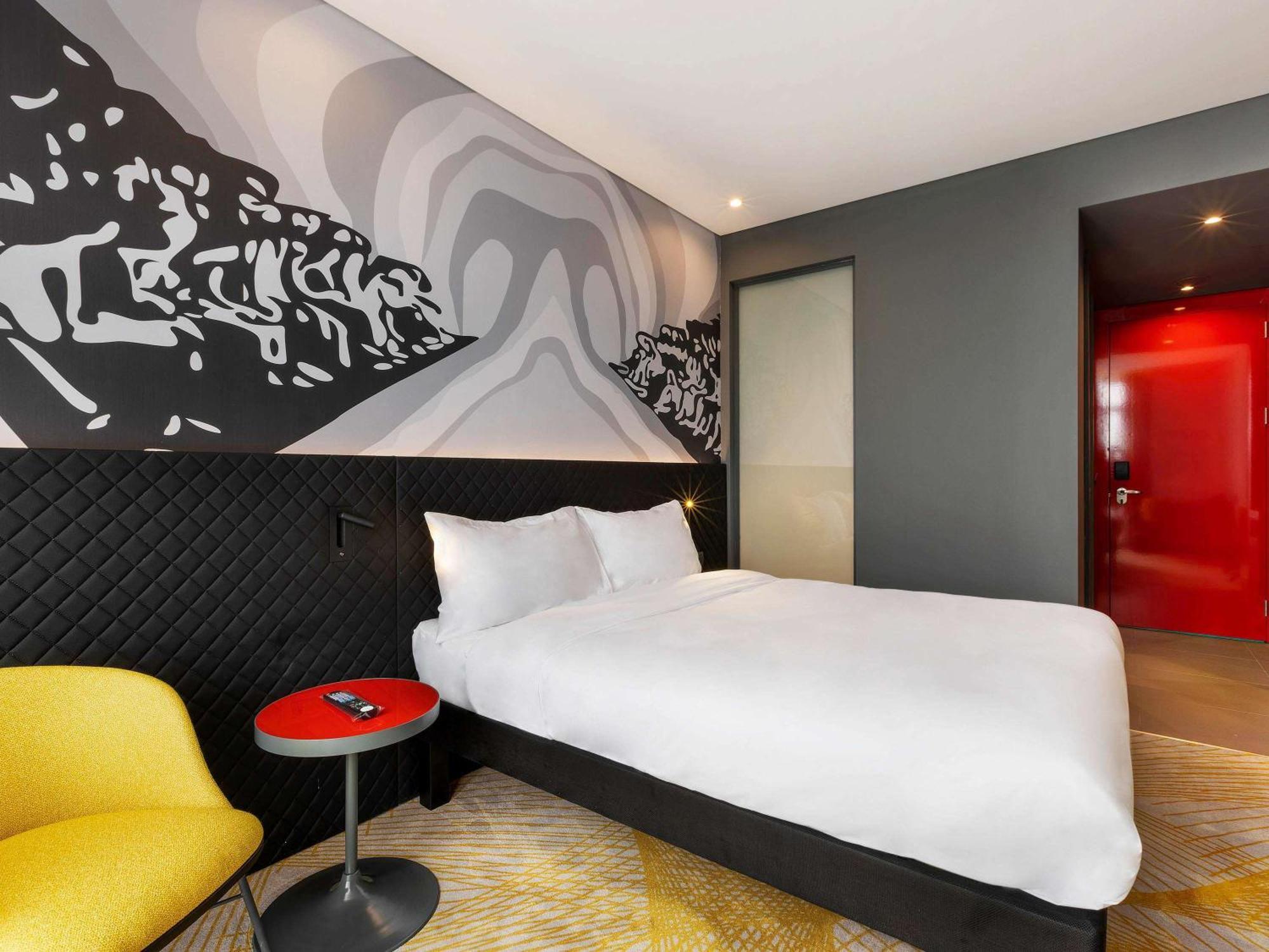 Ibis Styles Istanbul Merter Exteriér fotografie Deluxe room
